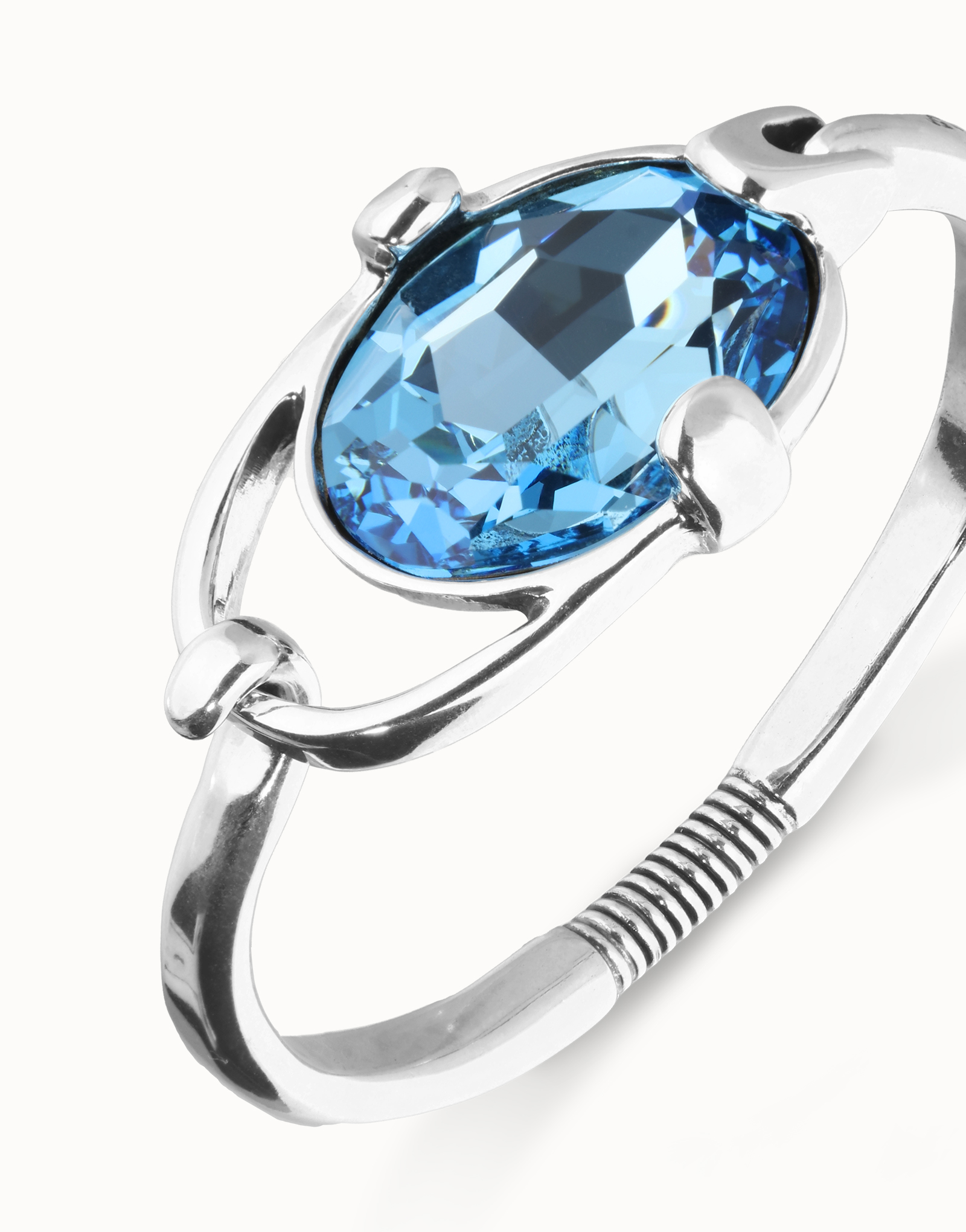 Pulsera rígida bañada en plata de ley con cristal facetado azul, Plateado, large thumbnail